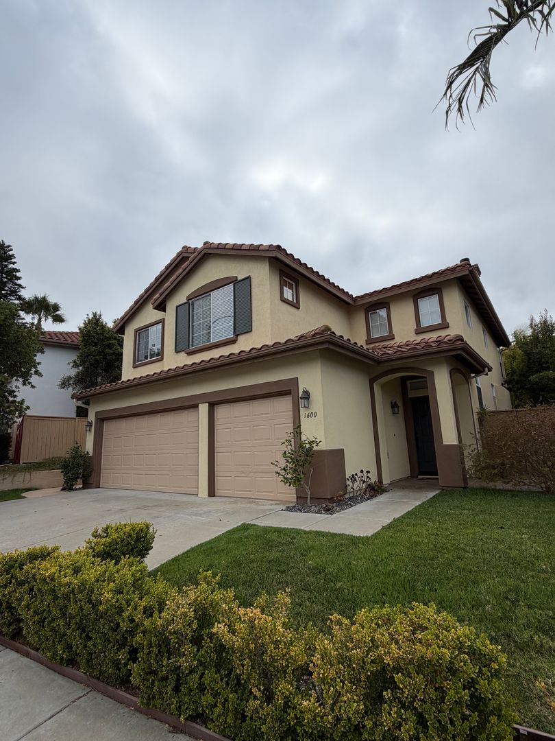 Carlsbad House: 1600 Turquoise Dr.