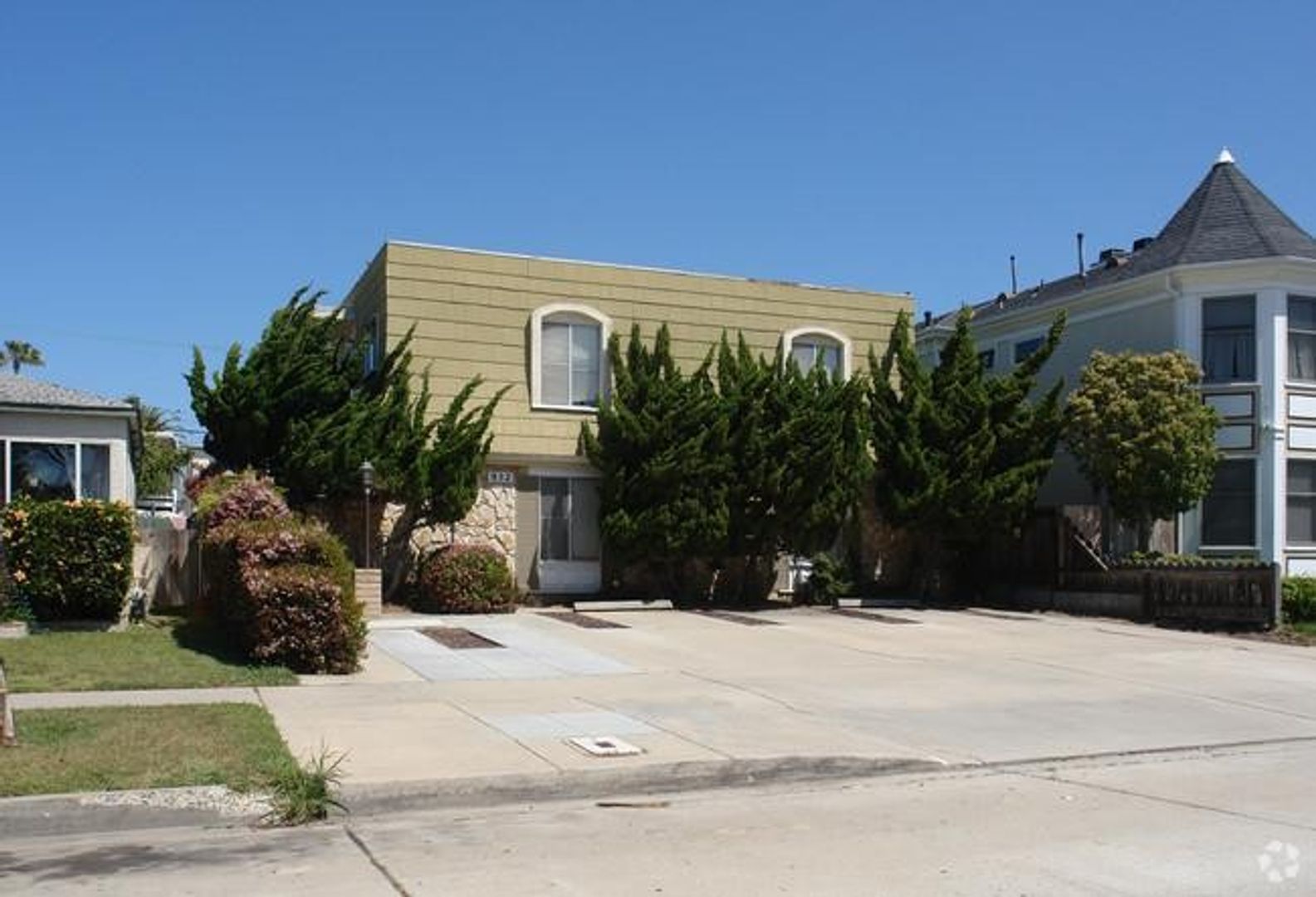 San Diego Apartment: 952 Reed Avenue