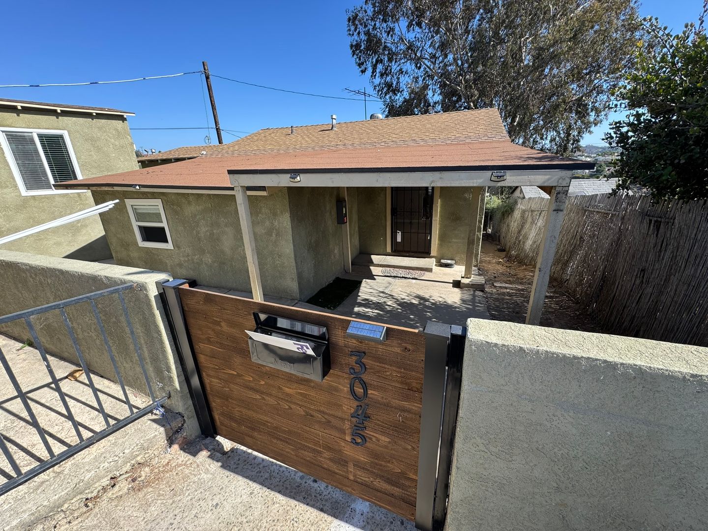 National City Apartment: 3035-45 Baker Pl