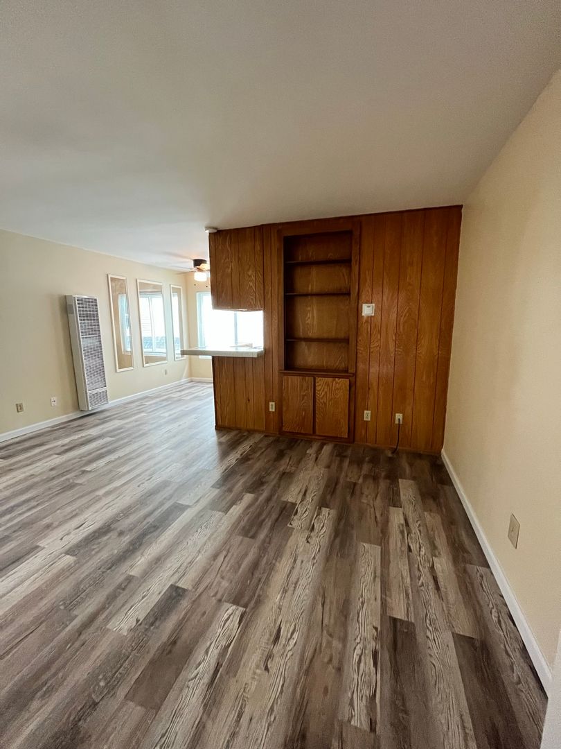 San Diego Apartment: 952 Reed Avenue