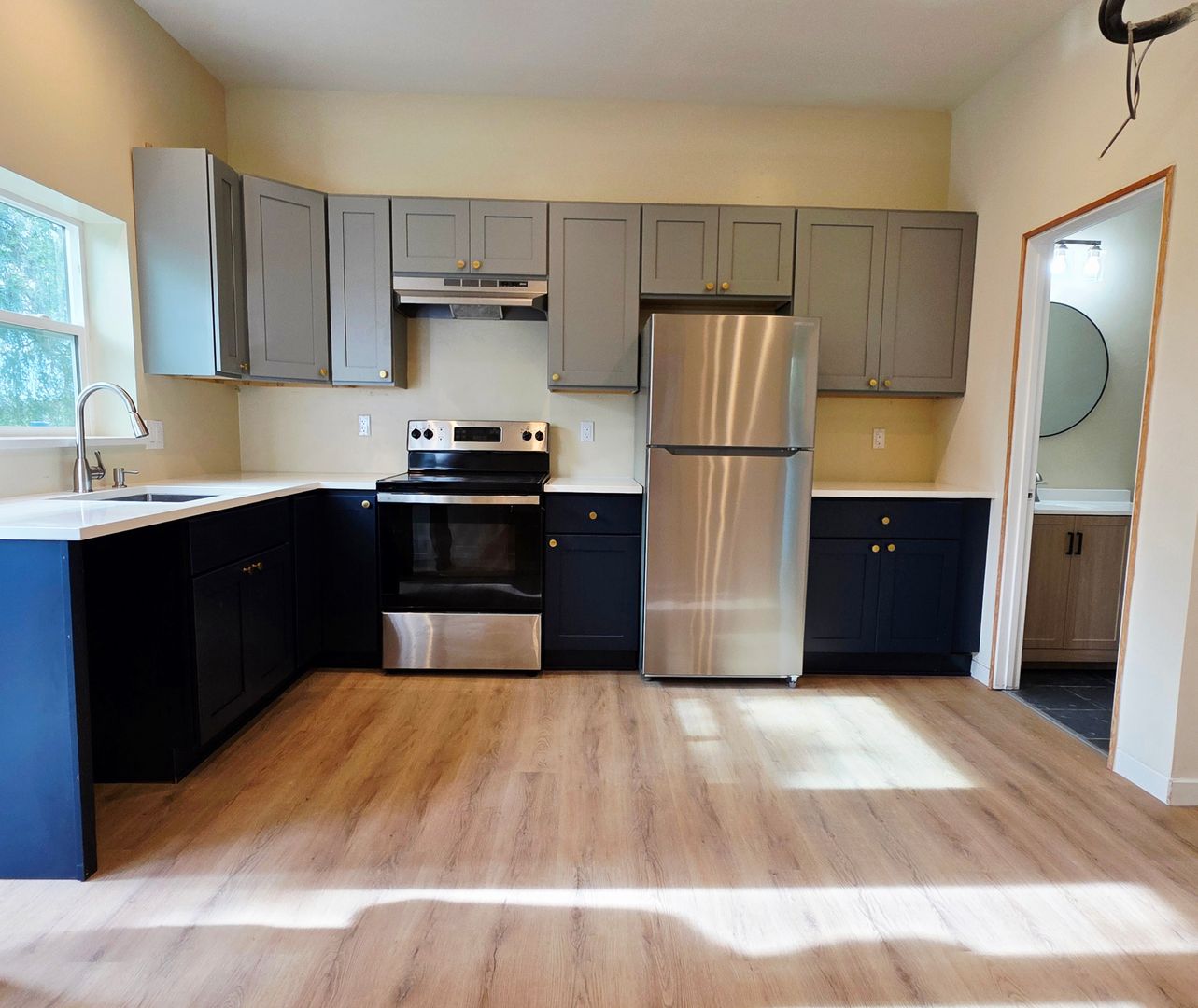 San Diego Apartment: 3901 Manzanita Dr