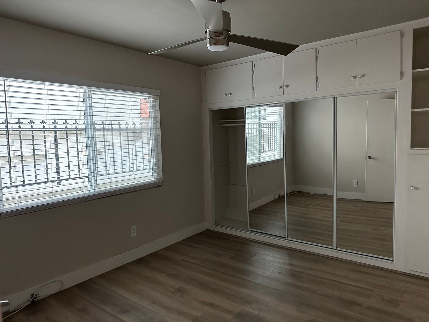 Glendale Apartment: 515 Chester St