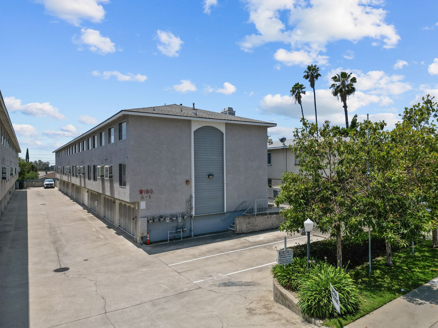 San Gabriel Apartment: 9160 Huntington Dr