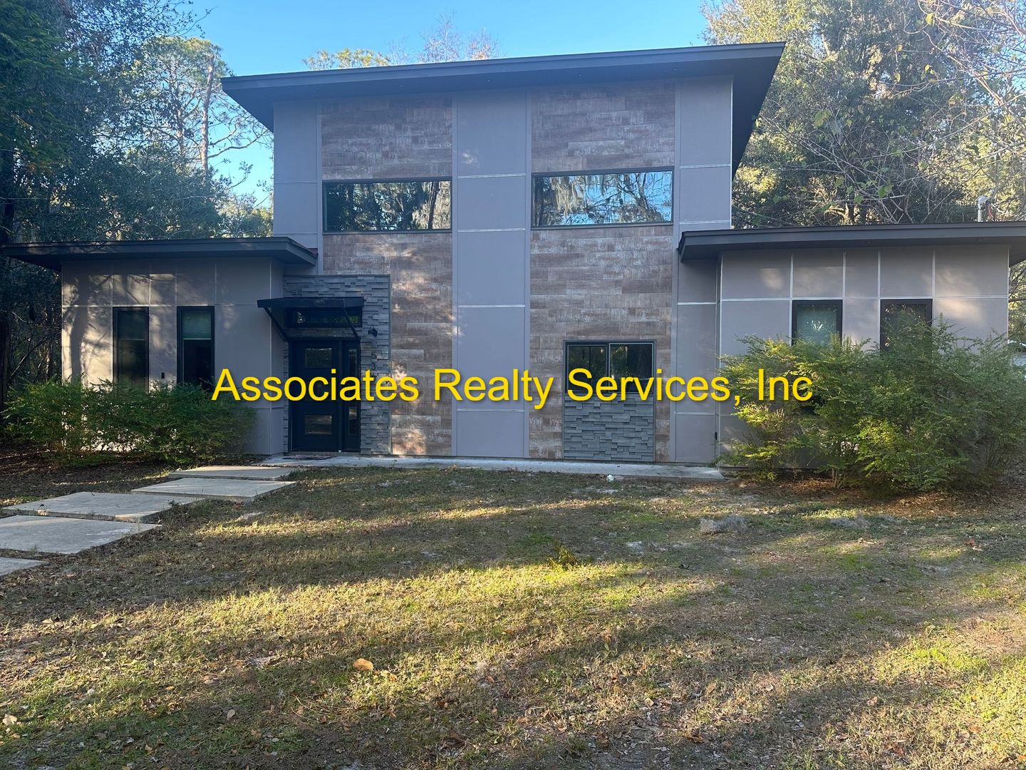 Gainesville House: 536 NW 33rd Ave