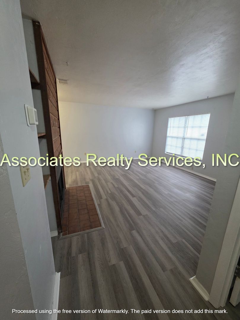 Gainesville Apartment: 6101 NW 26th ST