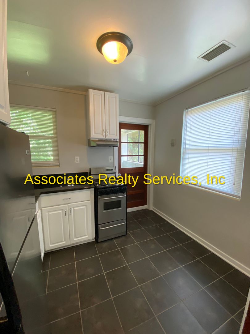 Gainesville Apartment: 202-208 NW 21st Street