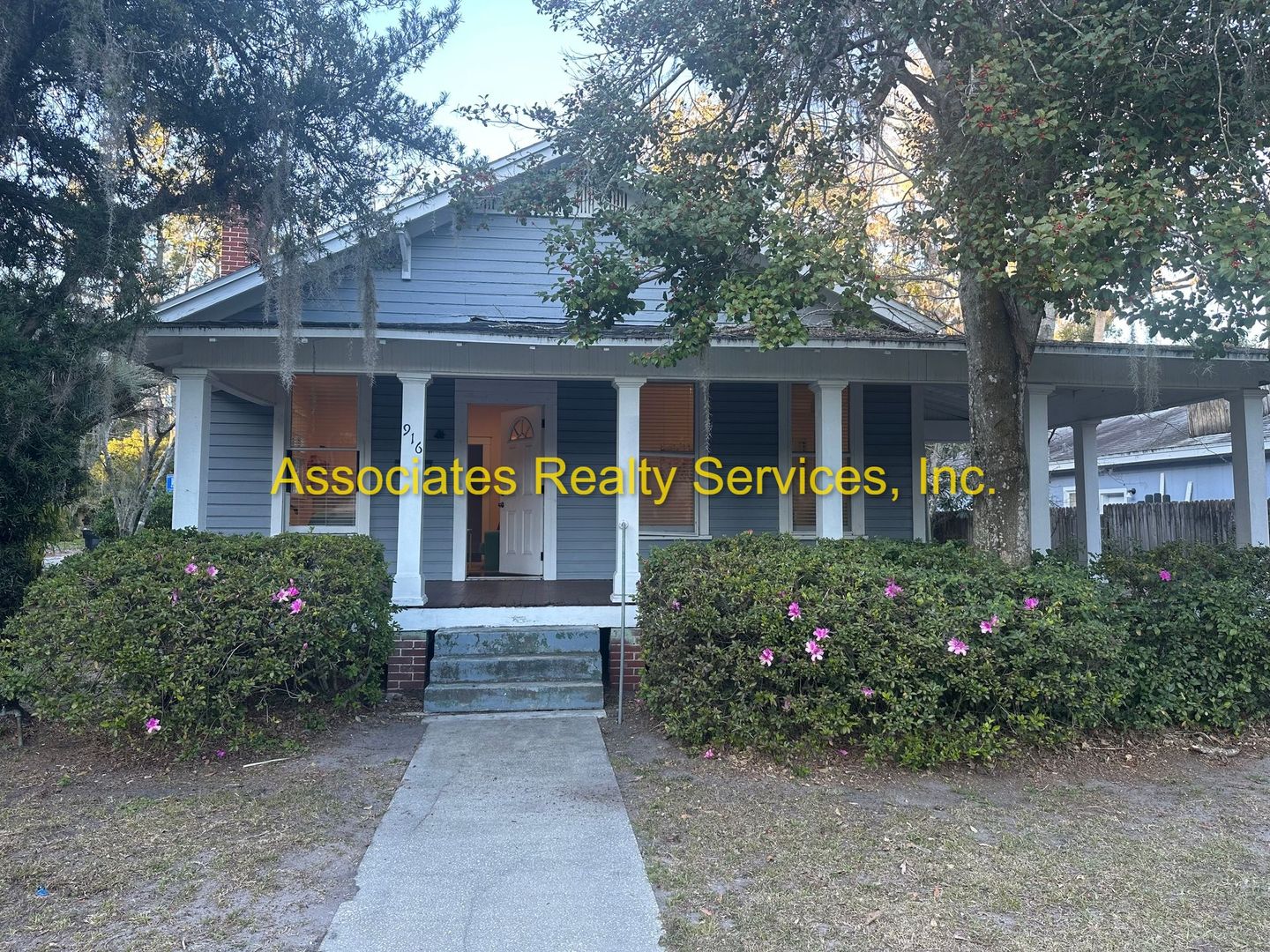 Gainesville House: 916 NW 16th AVE