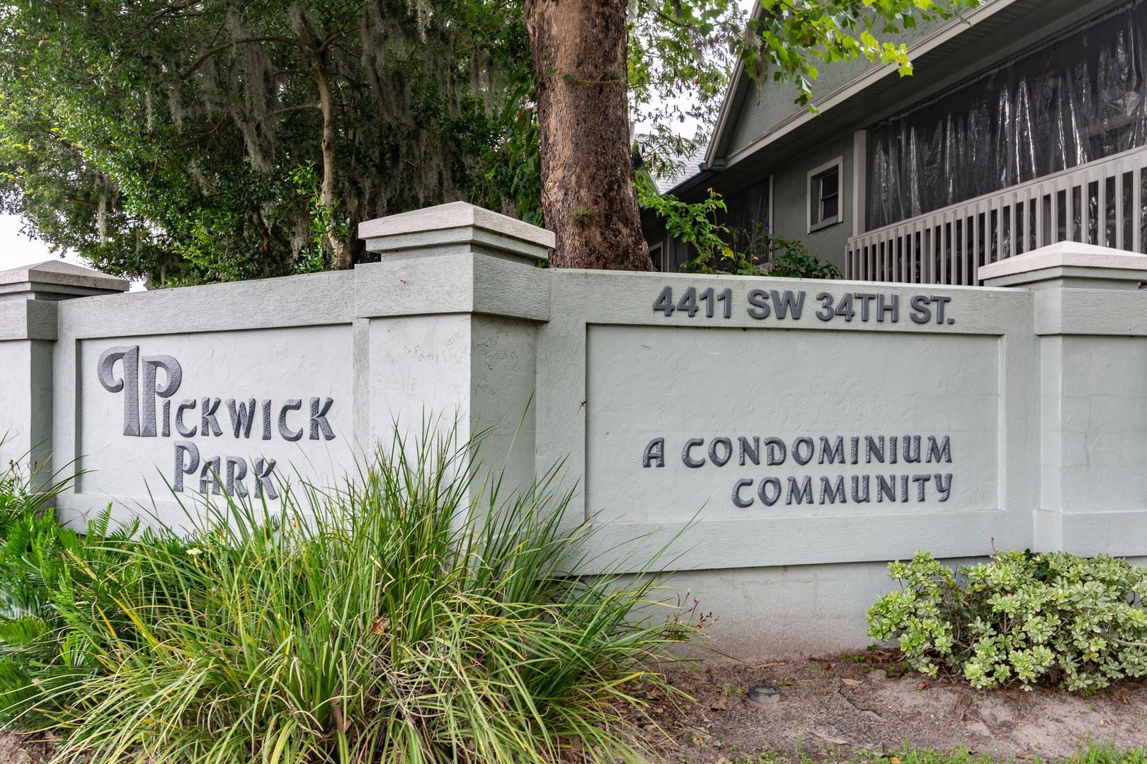 Gainesville House: 4411 SW 34th St