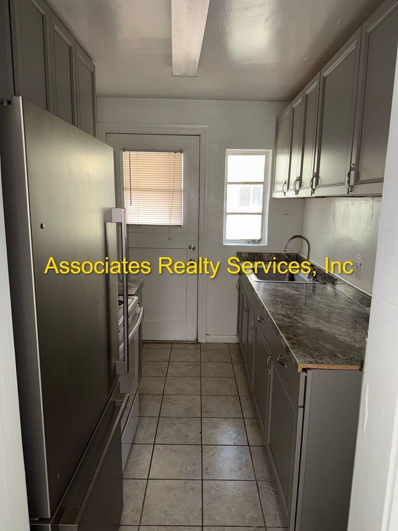 Gainesville Apartment: 510 SE 8th Street