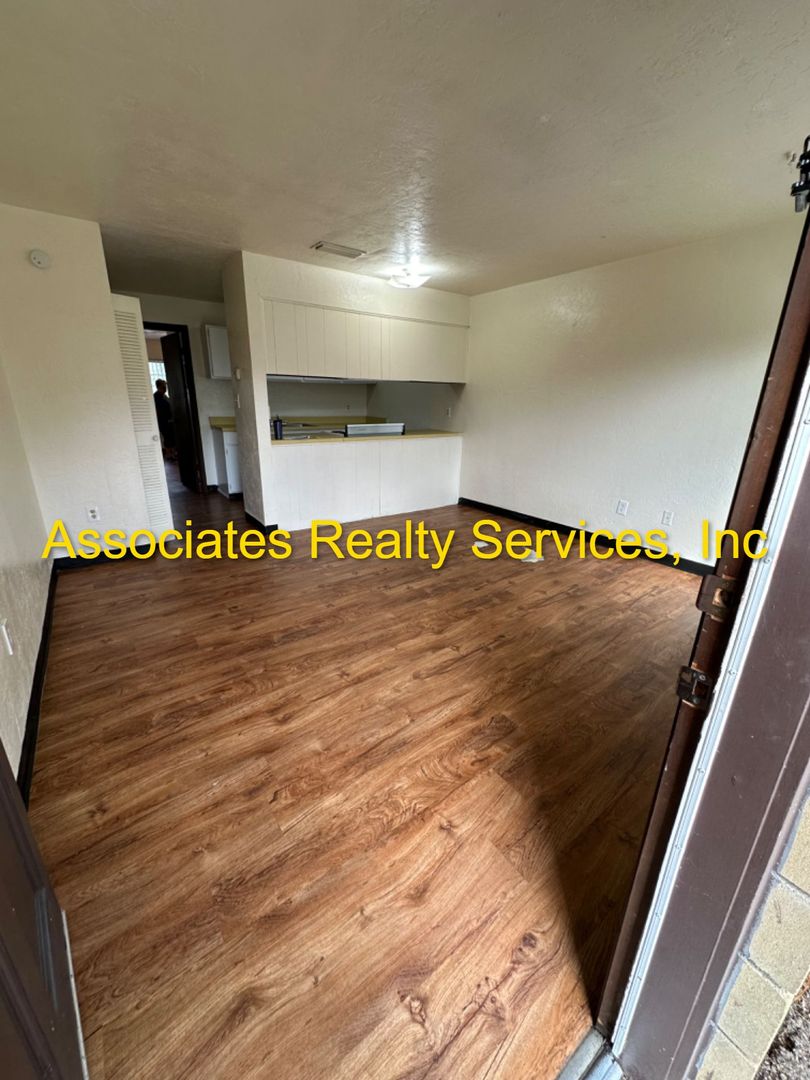 Gainesville Apartment: 710 NW 16th AVE