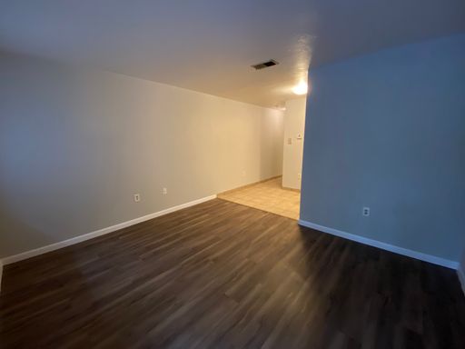 Near Stephen Foster School- One Bedroom, One Bath - NO PETS!!! – photo 1