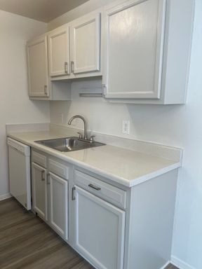 Welcome home to Highwater Flats -Live classy in one of our 2 bedroom classic apartments! – photo 1
