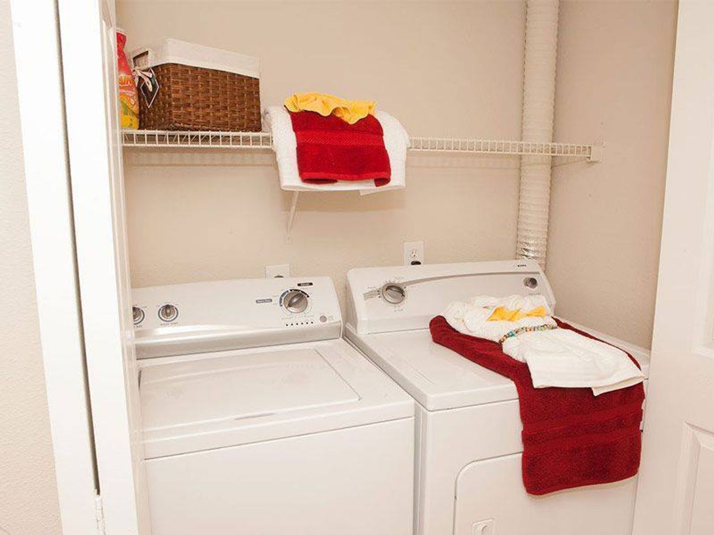 Jacksonville Apartment: 355 Monument Road