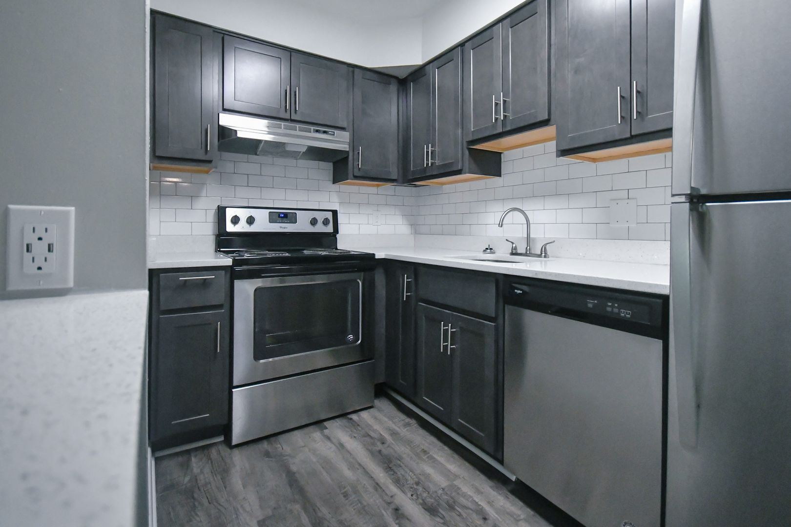 Virginia Beach Apartment: 1027 Tivoli Crescent