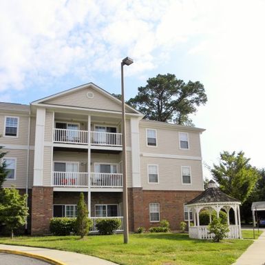 2 Bedroom Independent Senior Living Apartment in Richmond, VA – photo 1