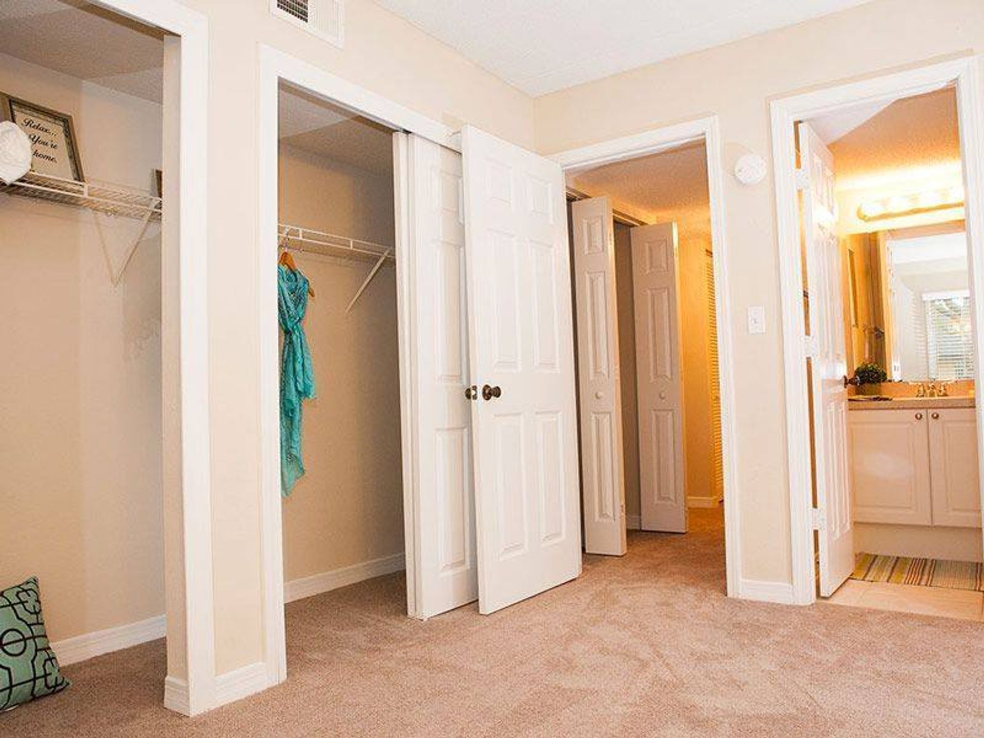 Jacksonville Apartment: 355 Monument Road