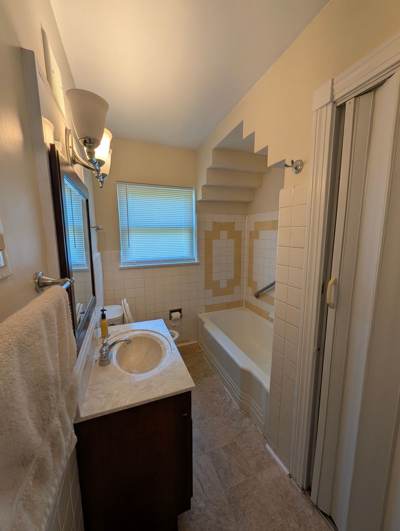 3011 Kent Rd. 6 of 10
