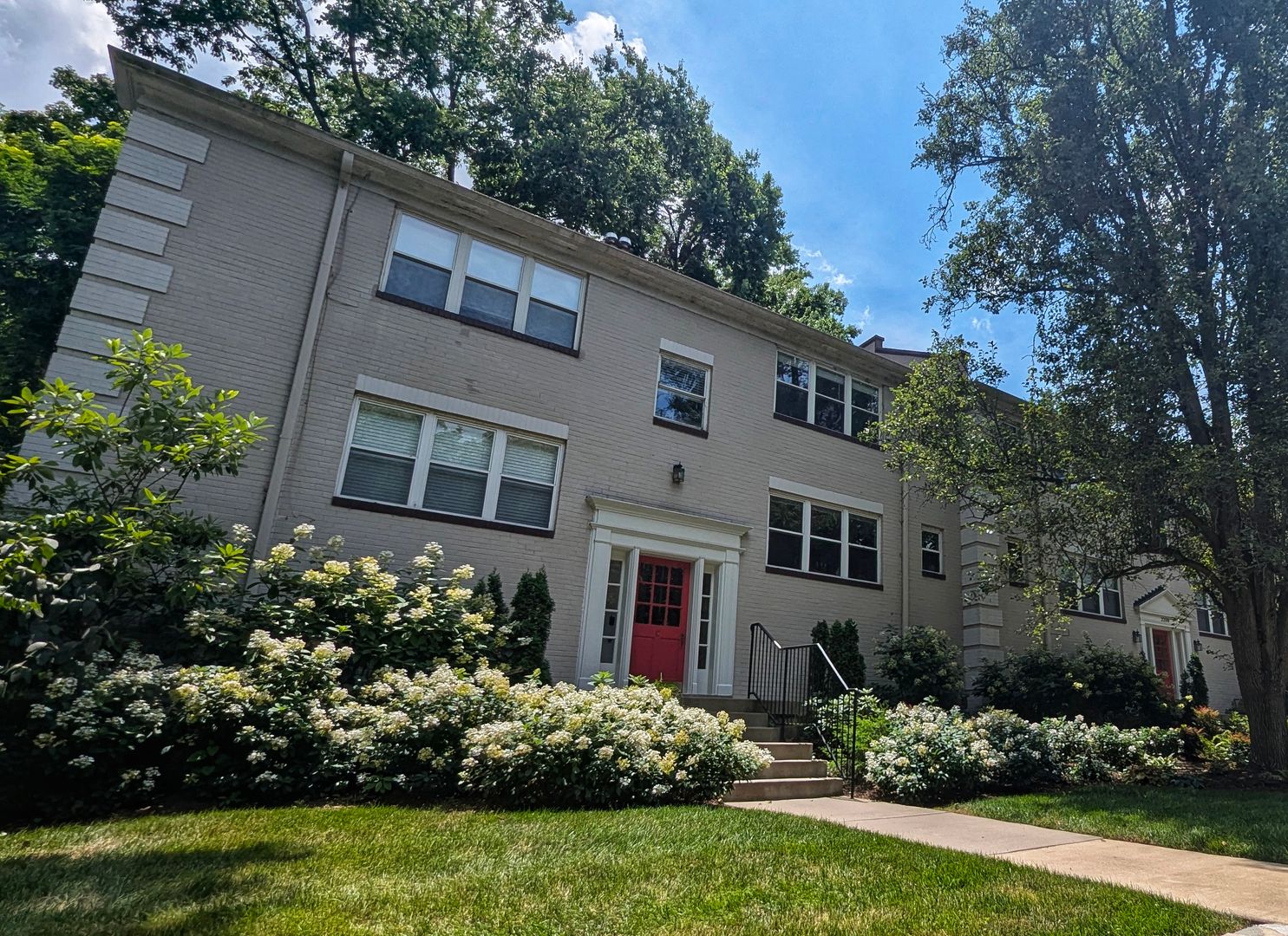 Louisville Apartment: 2200 Speed Ave.