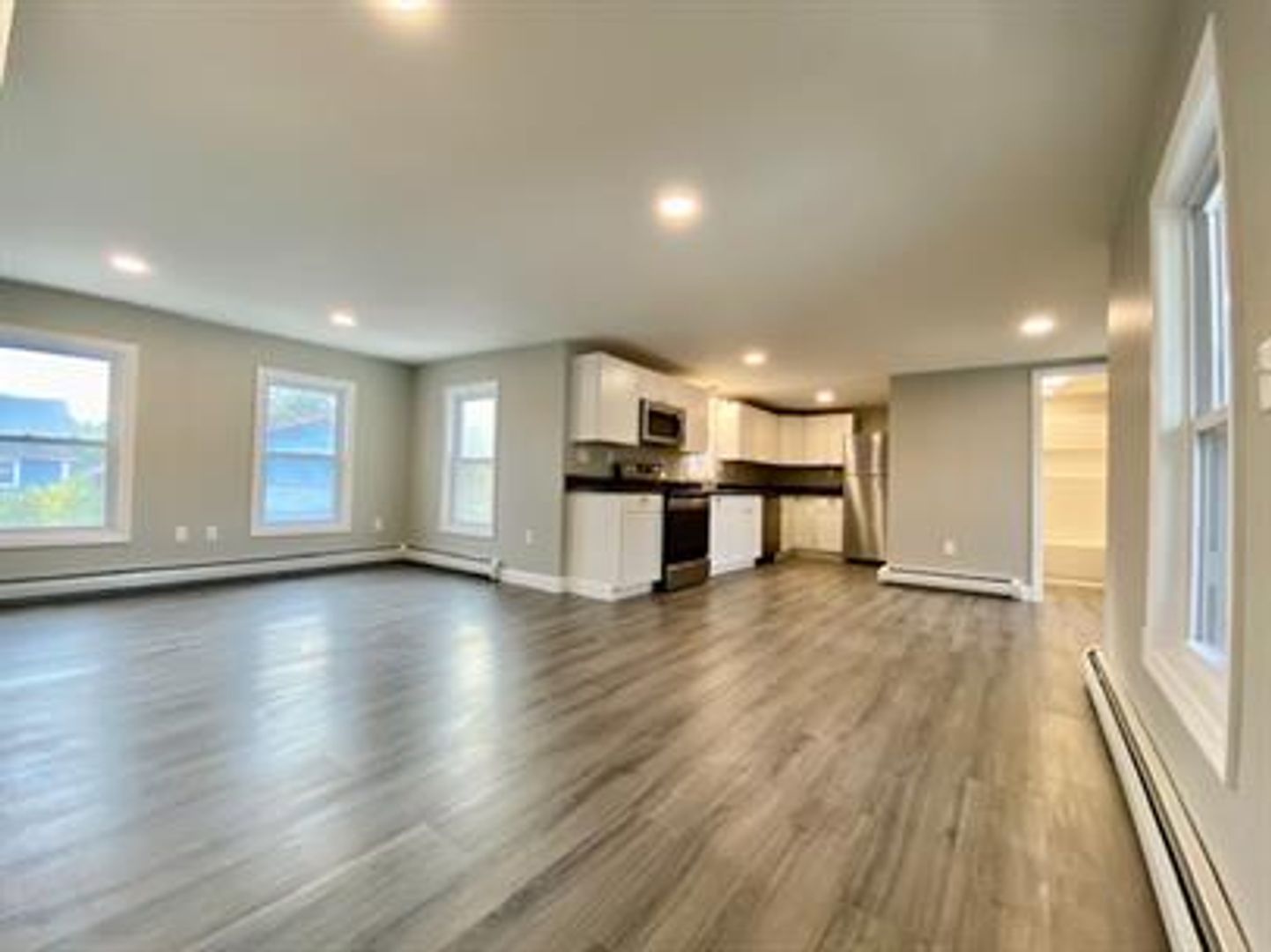 Barnstead Apartment: 1 Garland Road