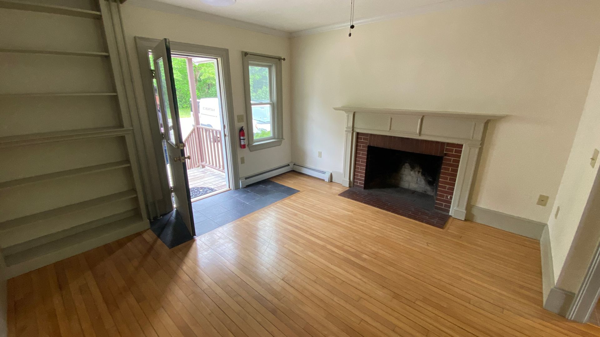 Durham Apartment: 275-279 Mast Rd.