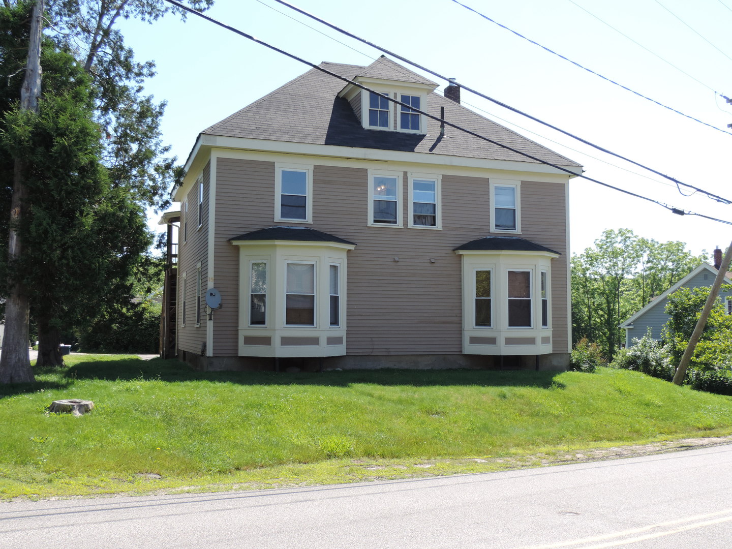 Newmarket Apartment: 15 Bay Road