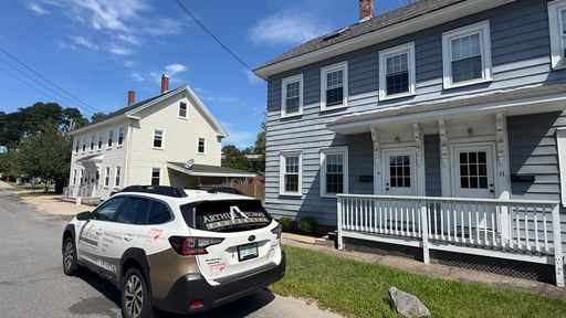 Discover Spacious Living at 9 Charles St: Charming 4-Bed, 2-Bath Duplex in Dover, NH! – photo 1