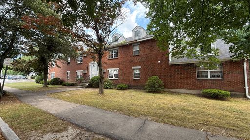 Great 1 Bedroom Apartment in Downntown Dover with Heat and Hot Water Included! – photo 1