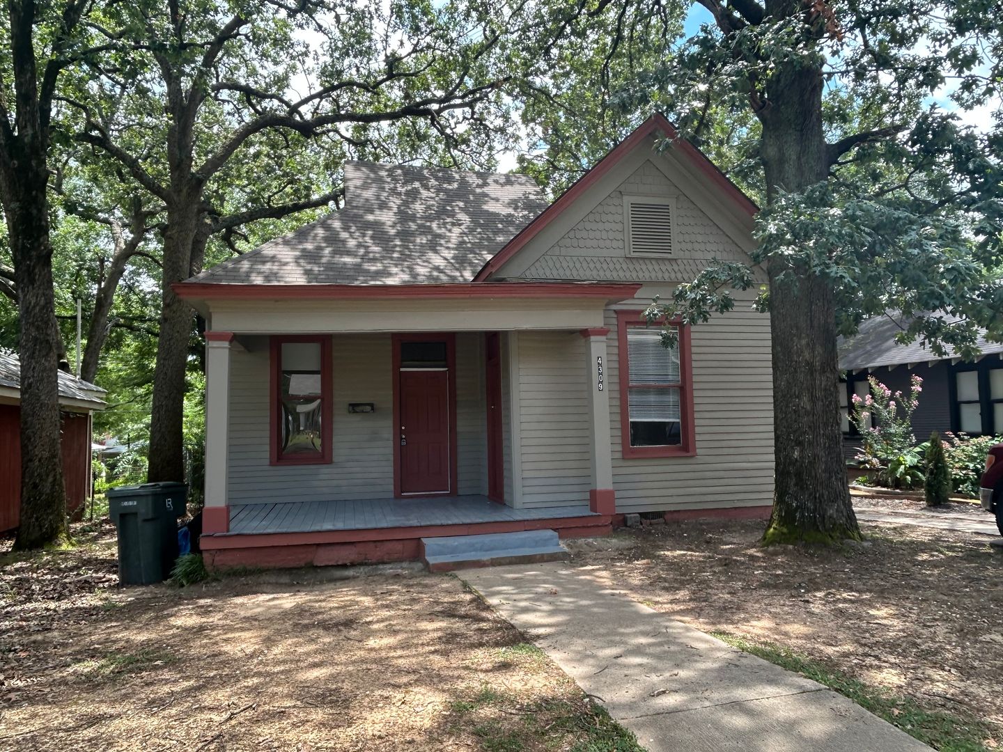 Little Rock House: 4309 W.10th St.