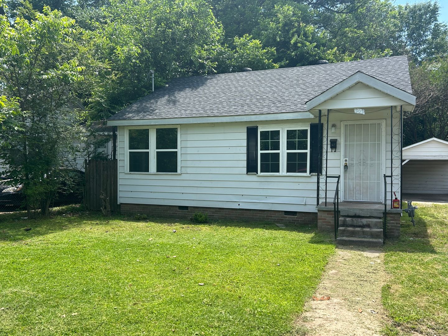 North Little Rock House: 306 Boggs St