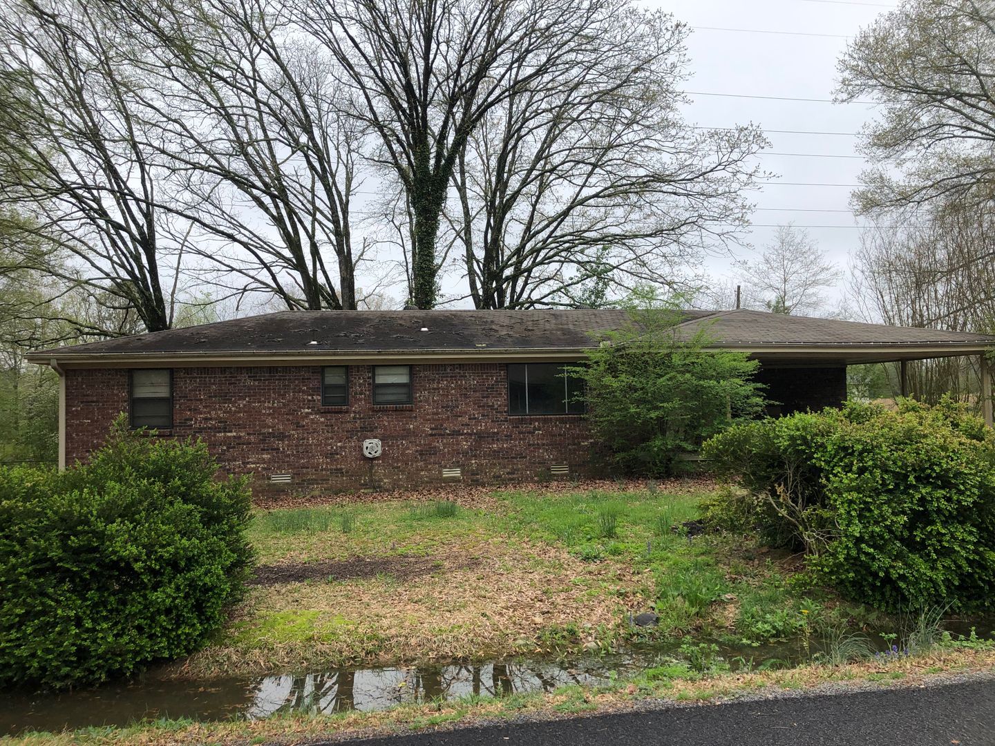 Sherwood House: 2025 KoKo Dr