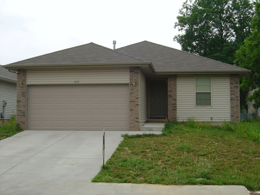 Springfield House: 2151 N. Avenue B