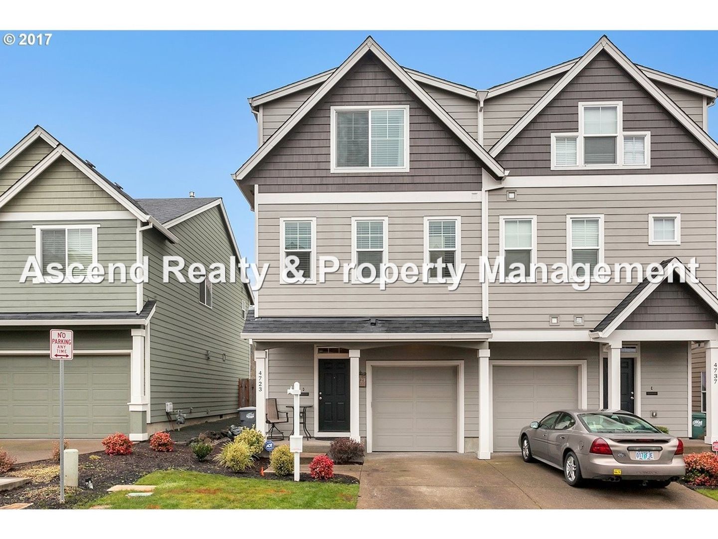 Hillsboro House: 4723 SE Dylan Wy