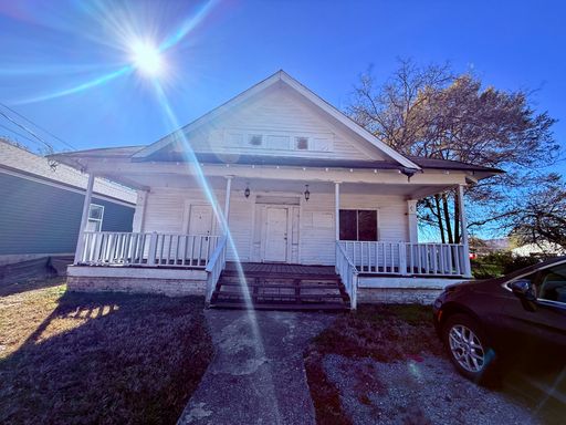 1 Bedroom Minutes to Downtown – photo 1