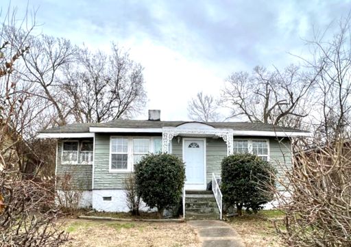 Renovated 3 Bedroom 1228 Wheeler Ave – photo 1