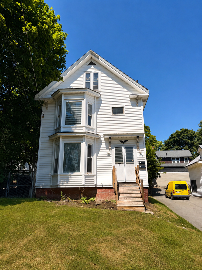 Bangor Apartment: 12 Autumn Street