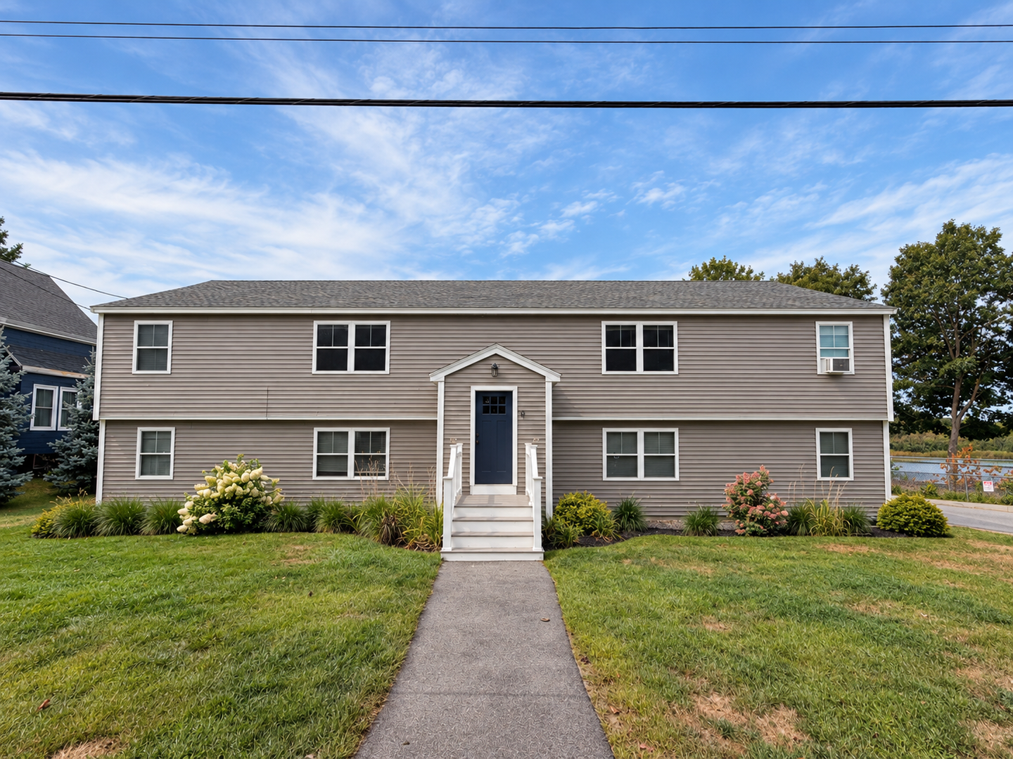 South Portland House: 9 Cole Street #1A