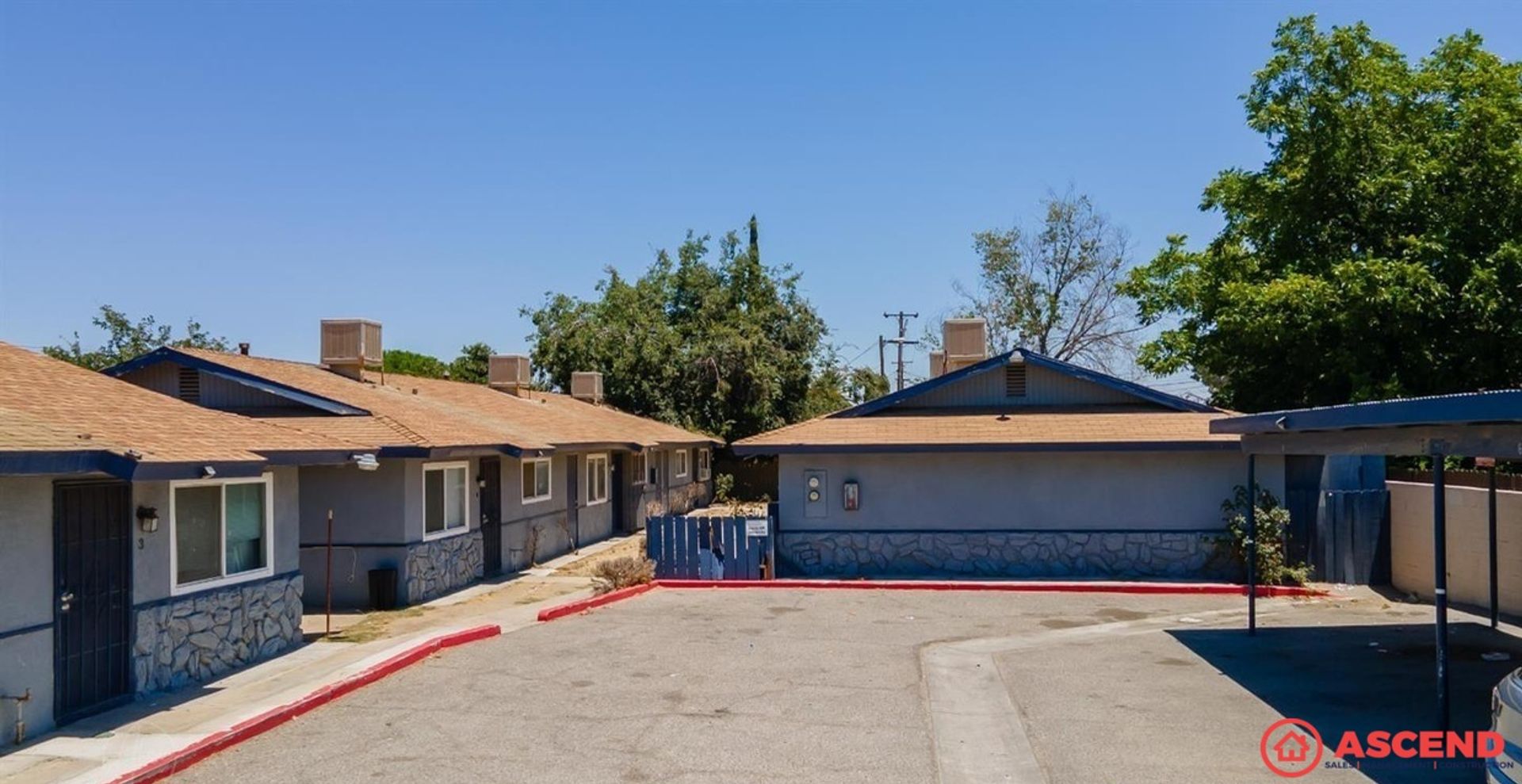Bakersfield Apartment: 600 S Real Rd