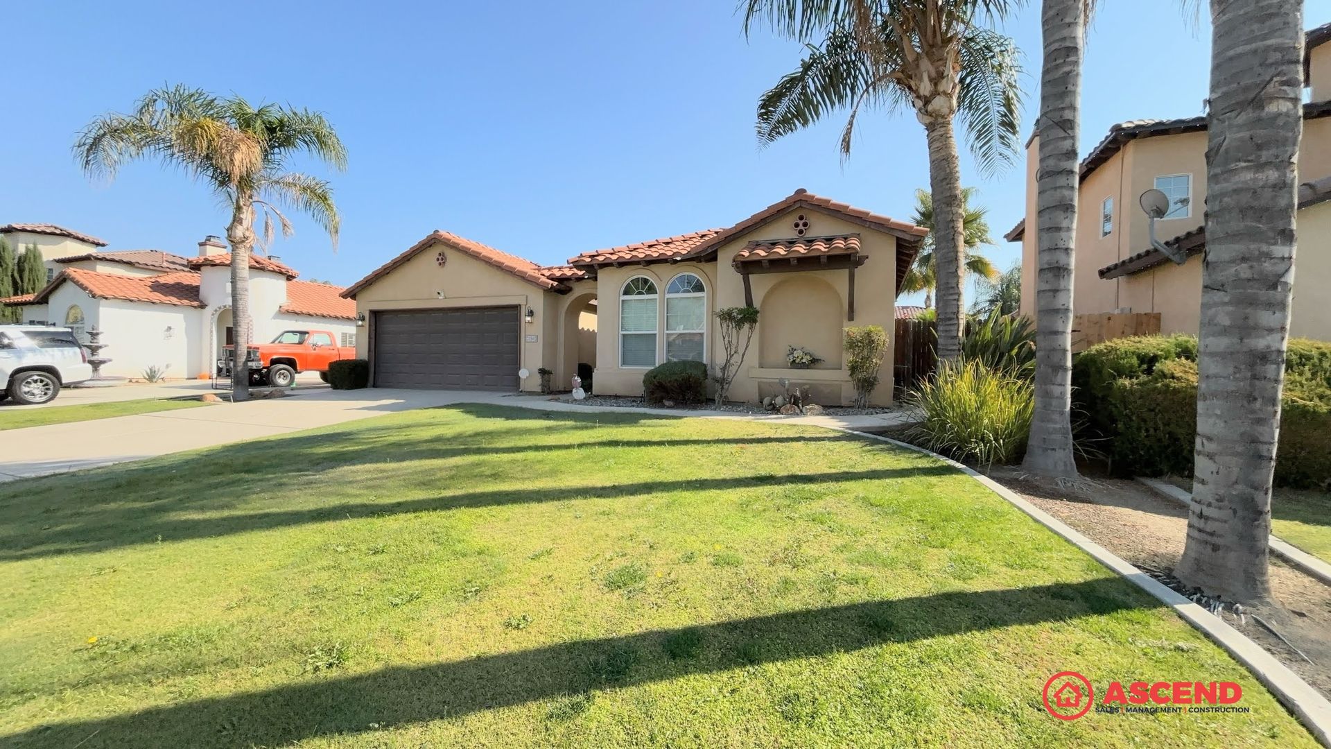 Bakersfield House: 230 Solecita Way