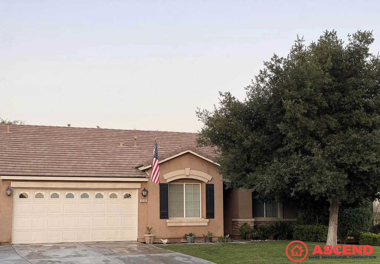 Bakersfield House: 9506 Orchard Grass Ct