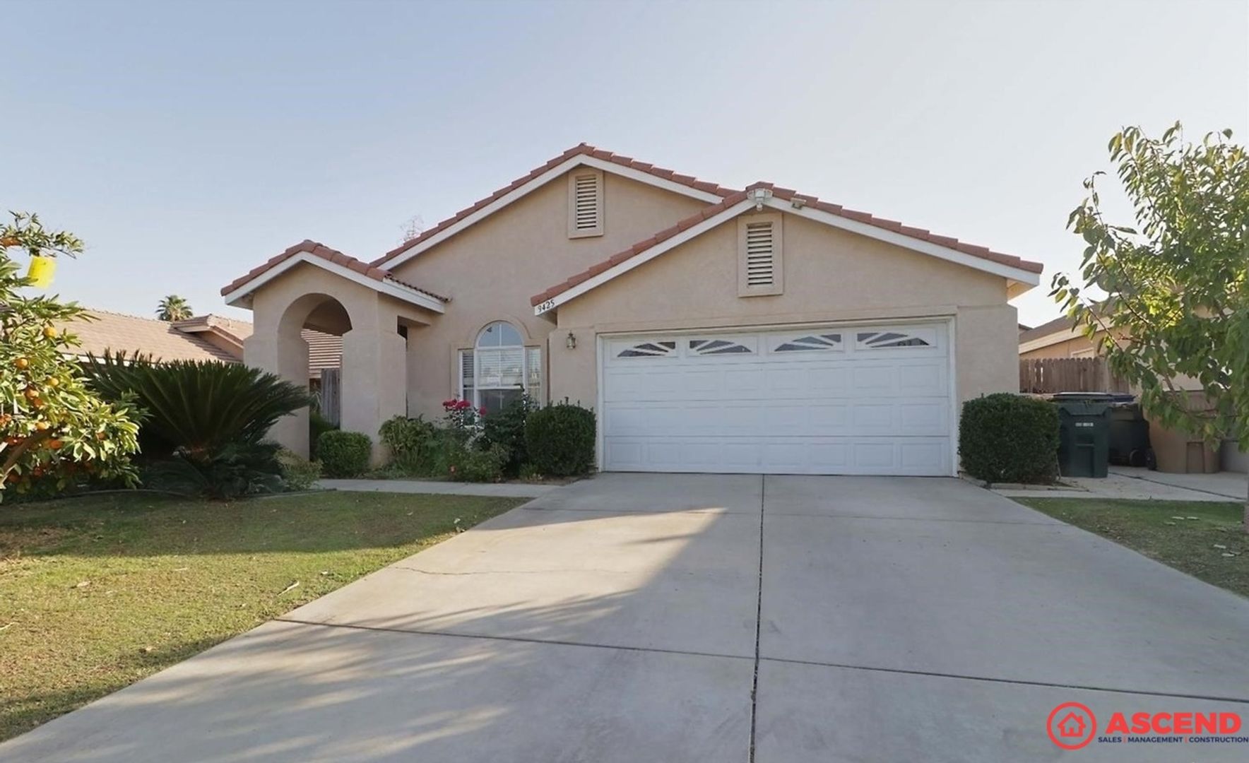 Bakersfield House: 9425 Lanneau Court