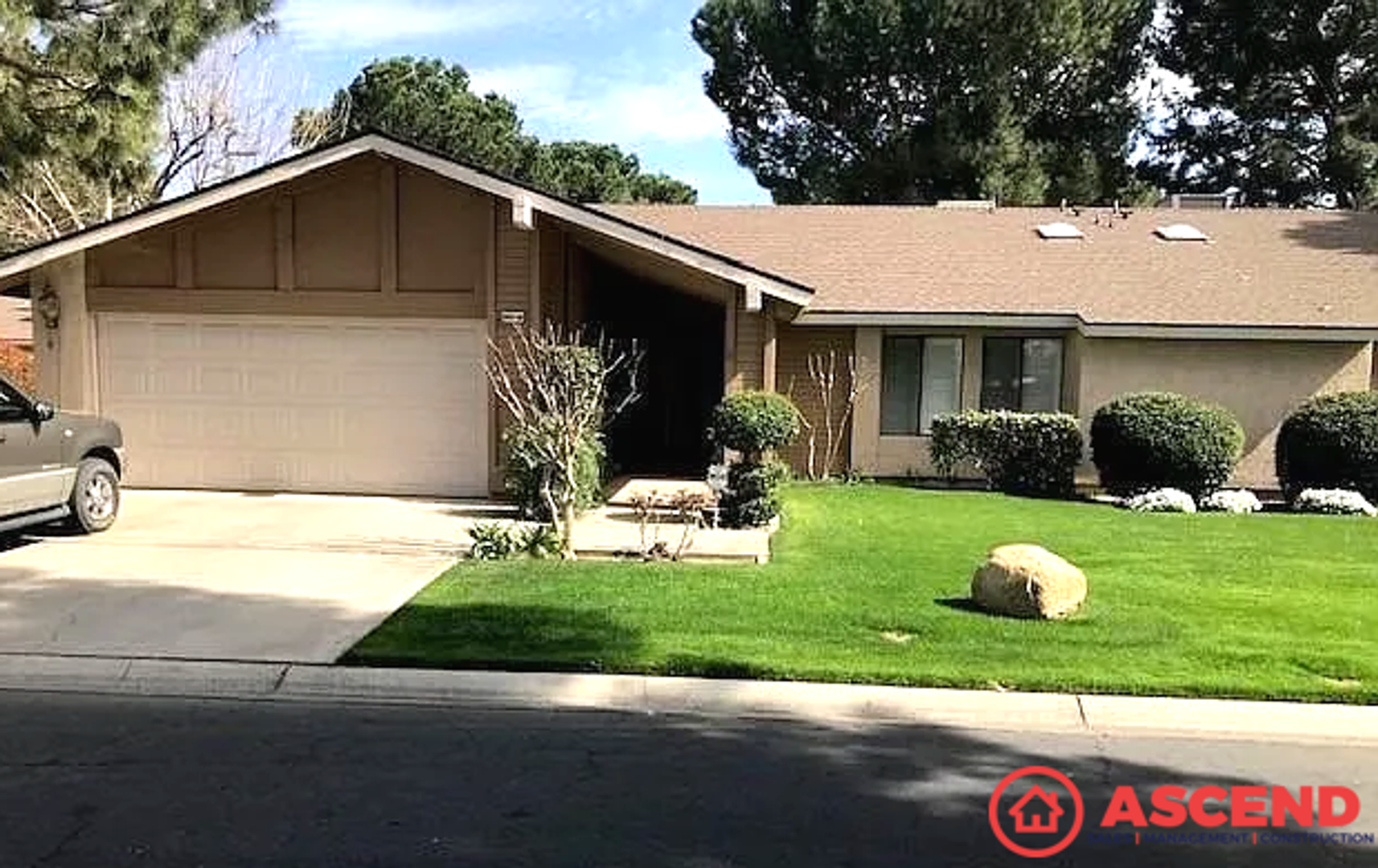 Bakersfield House: 2000 Ashe Rd Unit 36