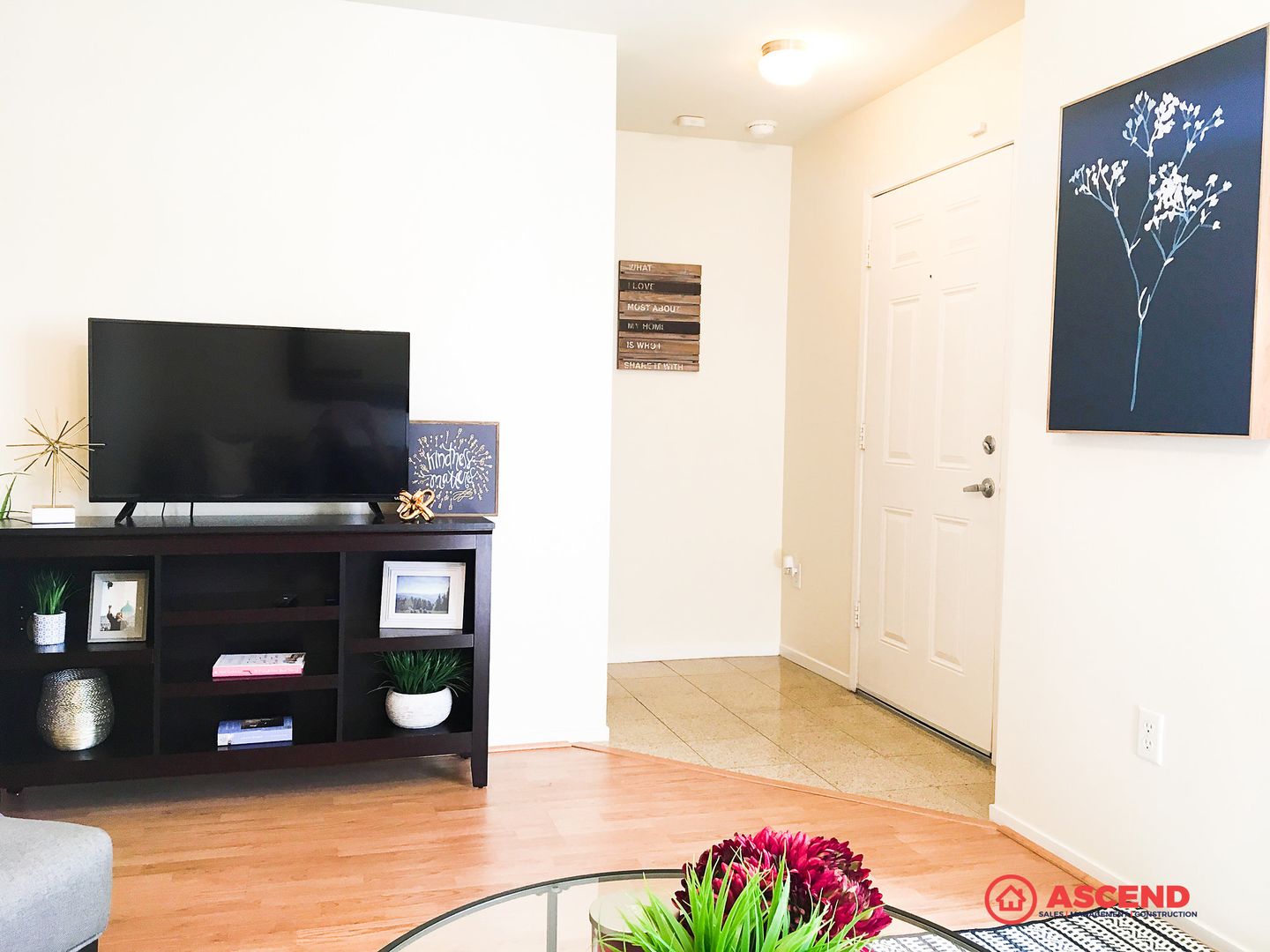 Bakersfield Apartment: 600 Hosking Ave #5