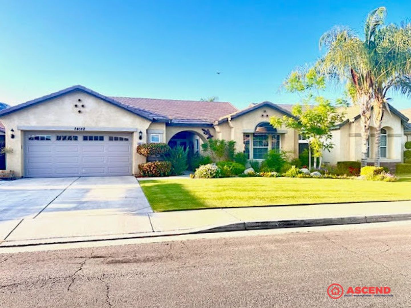 Bakersfield House: 14612 Tralee Drive