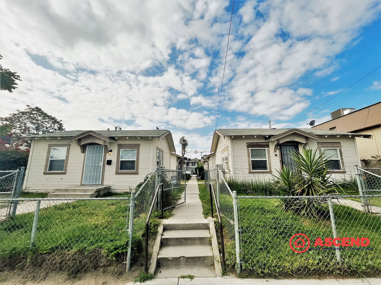 Bakersfield Apartment: 1729-1739 Blanche Street