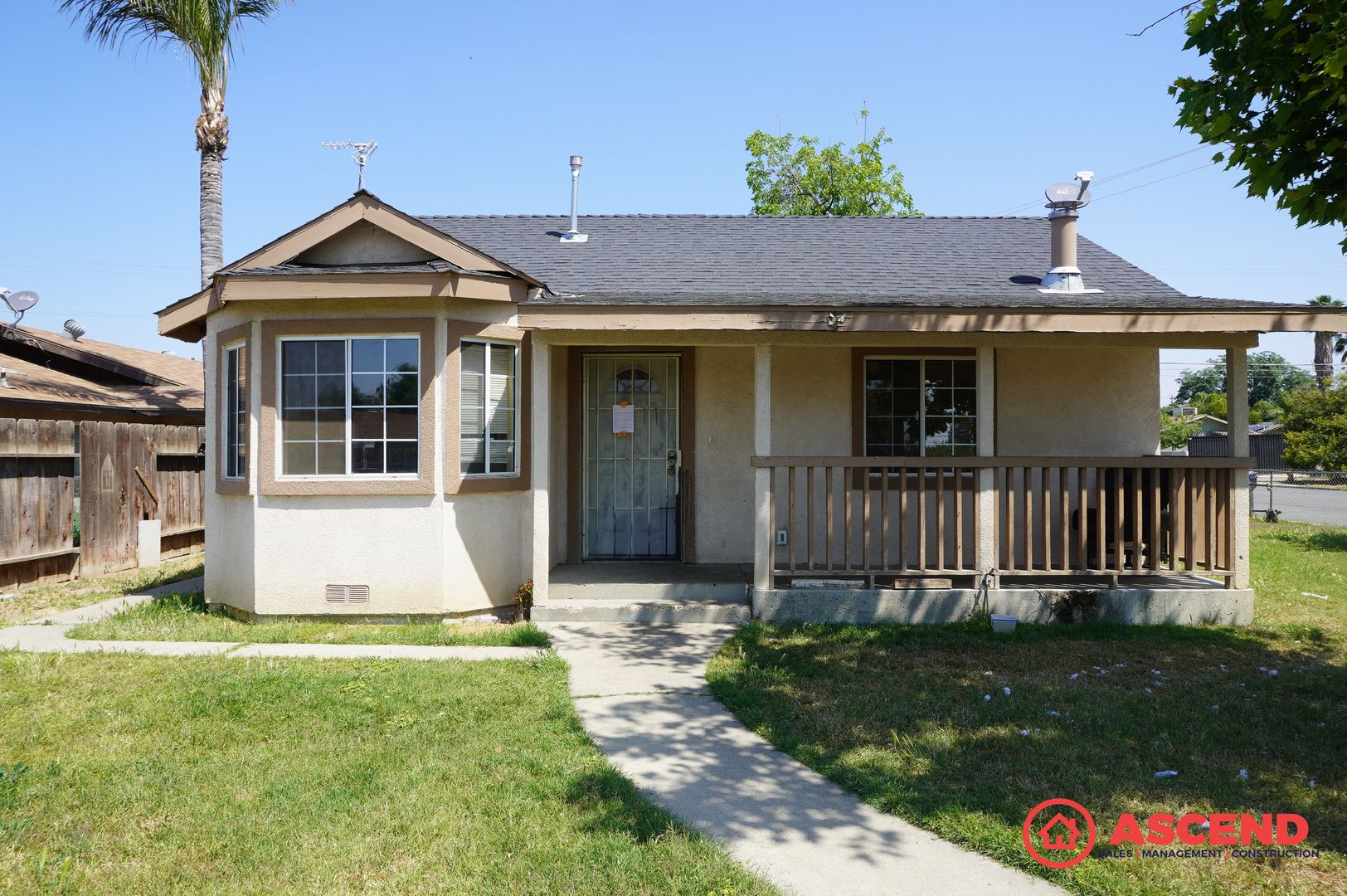Bakersfield House: 430 Goodman St