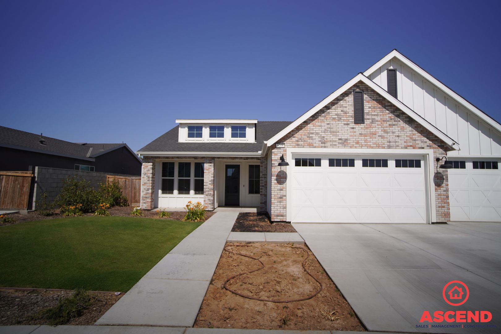 Shafter House: 3208 Blue Creek Ln