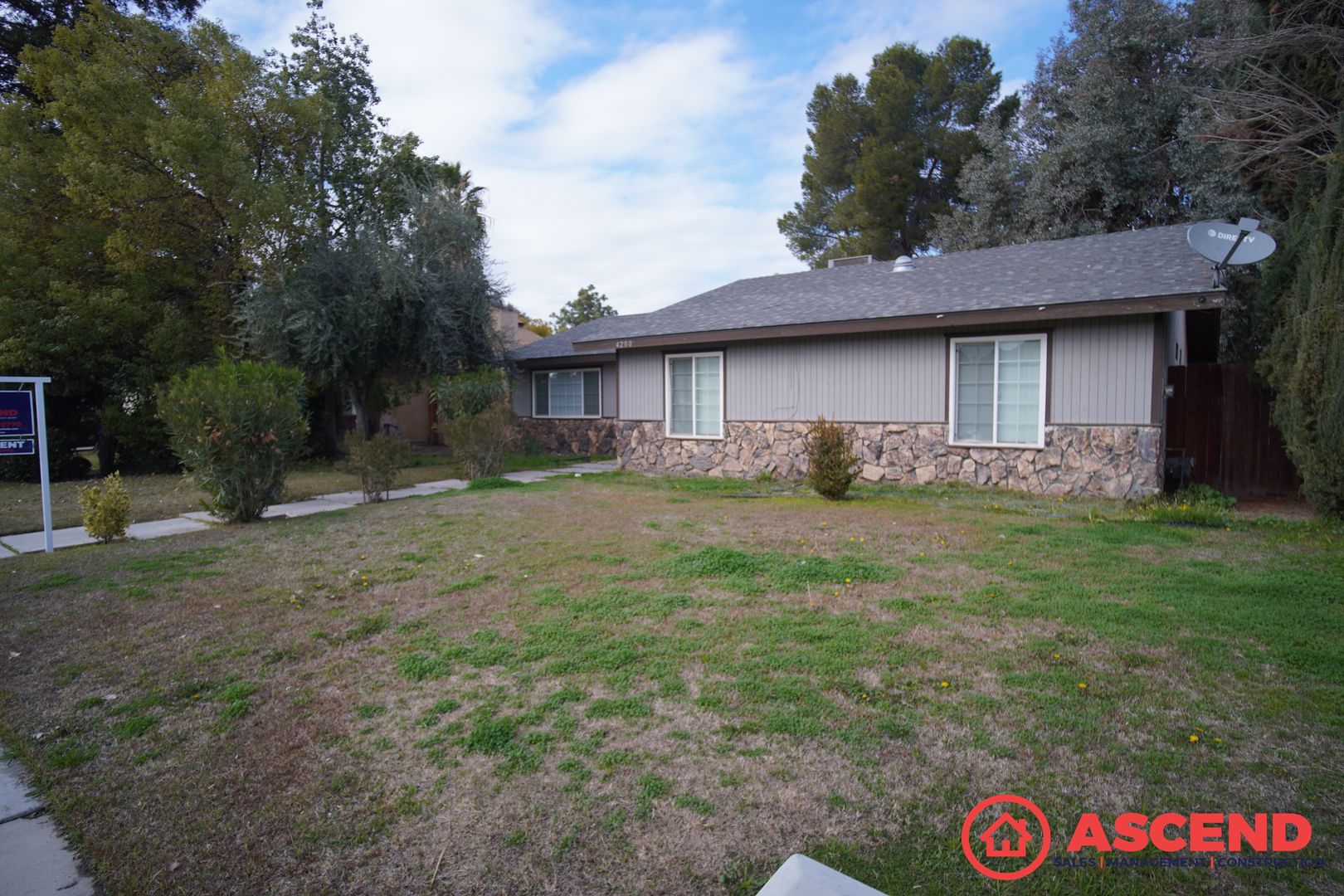 Bakersfield House: 4200 Tretorn Avenue