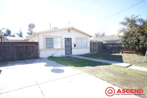 Cute Home McFarland!