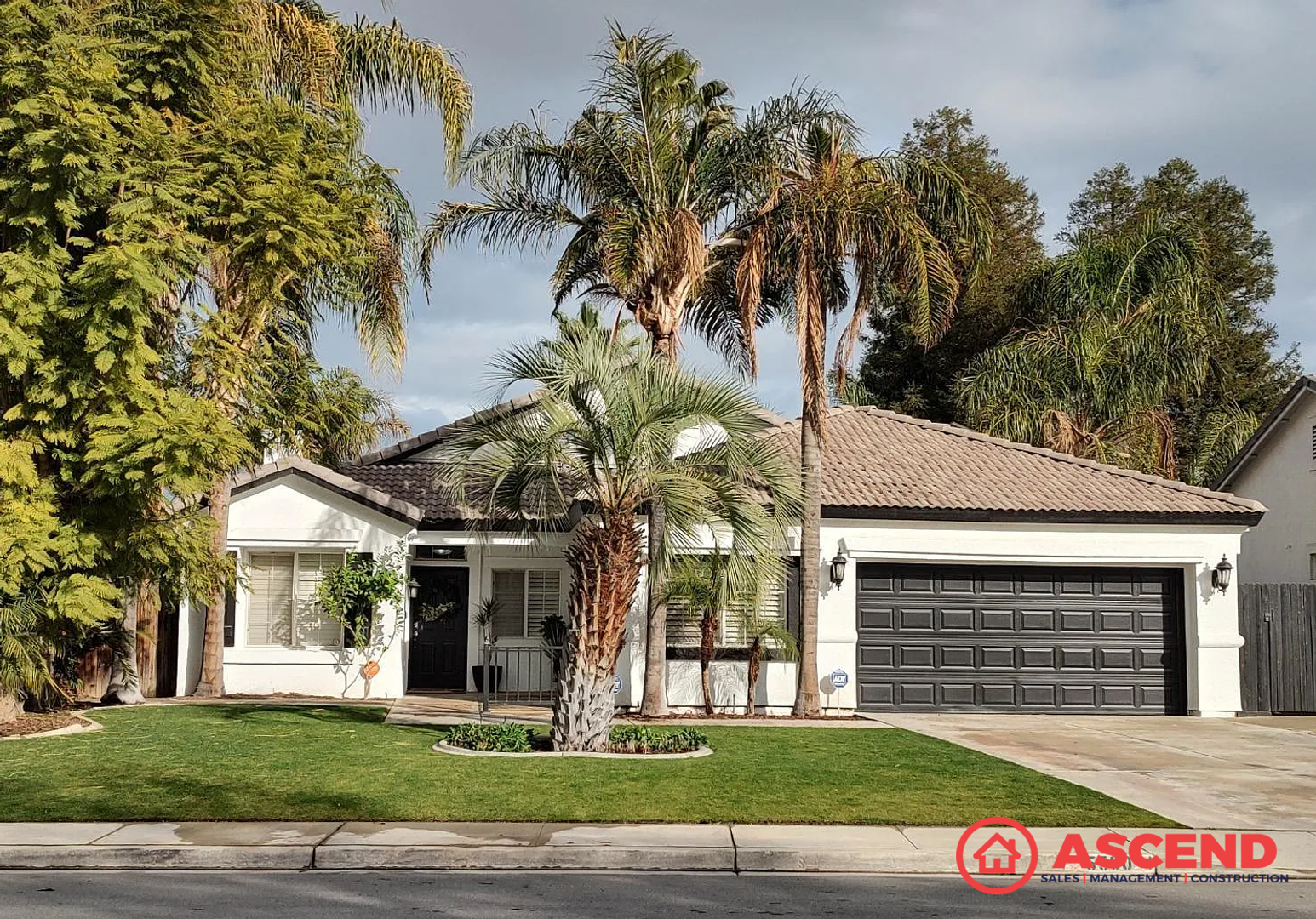 Bakersfield House: 5500 Cove Court