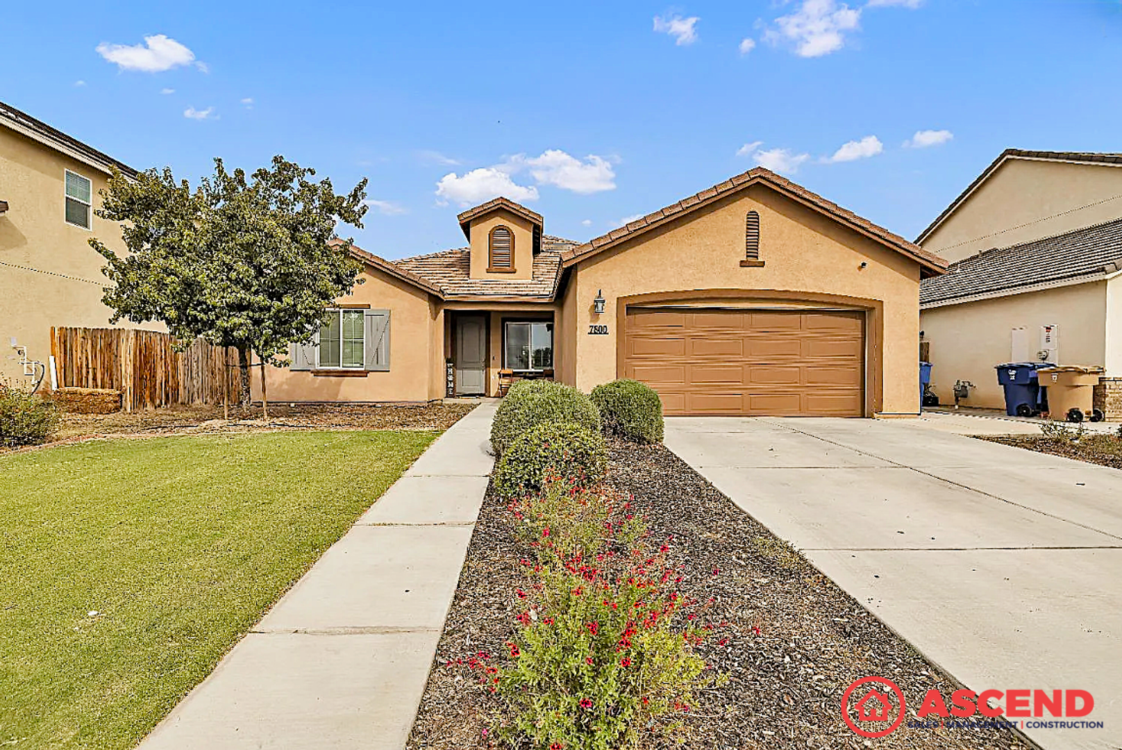 Bakersfield House: 7800 Glisten Way